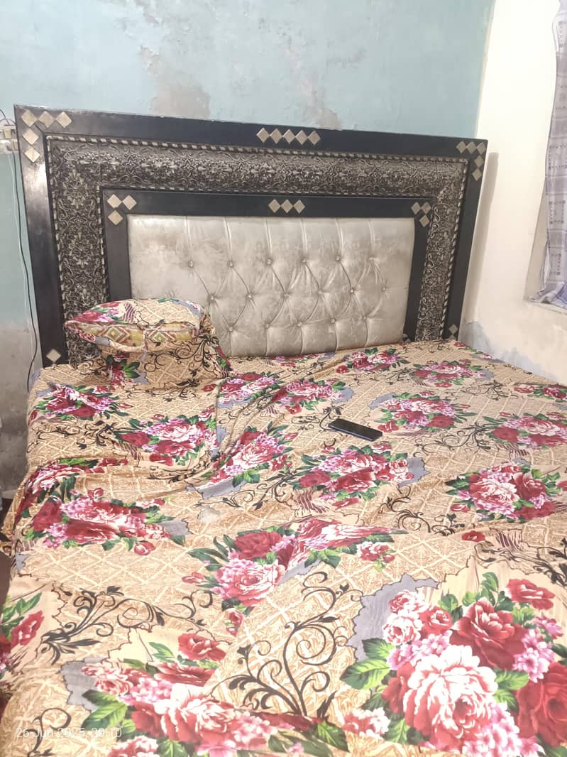 double bed with dressing table with side tables and برتنوں wali almari 1