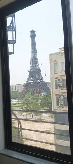 Eiffel facing furnished apartment for rent. Short stay/ Daily/ weekly/ monthly and long term.