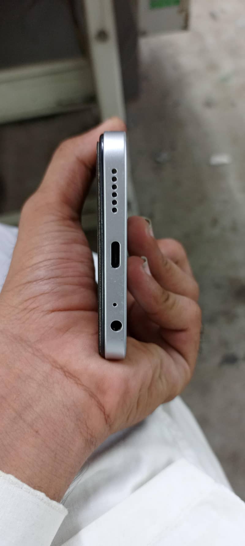 only 5 month use Tecno spark go 1 0