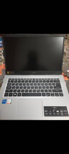 Acer Aspire 11 gen, 1 Terabyte laptop. Excellent Condition