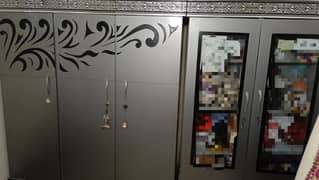 bedroom set/ furniture/ bed/almari