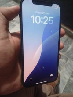 I phone 12 100 health 10/10  water pack