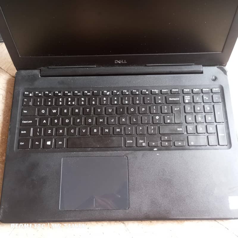 dell latitude 3590 core i5 7th gen 8gb ddr4 ram 256 M2 SSD 2