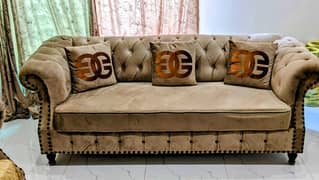 Guccie 6 seater sofa set