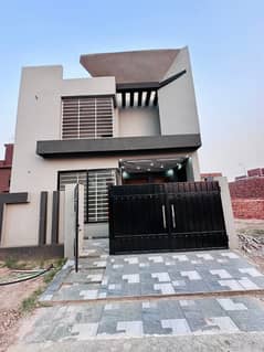 Brand New House Prime Location 5 Marla House For Sale In Park View City