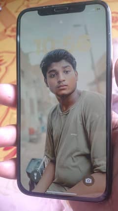 256 gb non pta hai but ufone ki sim chala rha hai