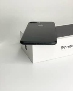 Iphone 7 puls 128 GB my WhatsApp number 0341*15*94+804