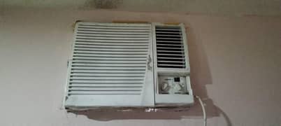 0.75 window ac  Rs38500