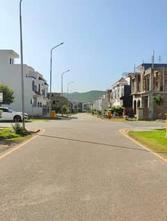 8 MARLA PLOT FOR SALE