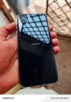 Aquos R2 4/64