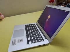 Macbook Air 2017 Mint Condition
