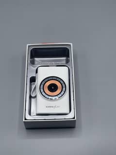 10000mah wireless With 4 Charging cables Powerbank Made in Dubai