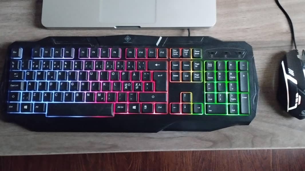 DELTA CO GAMING KEYBOARD-WITH GAMING MOUSE-FULL FUNCTIONING 0