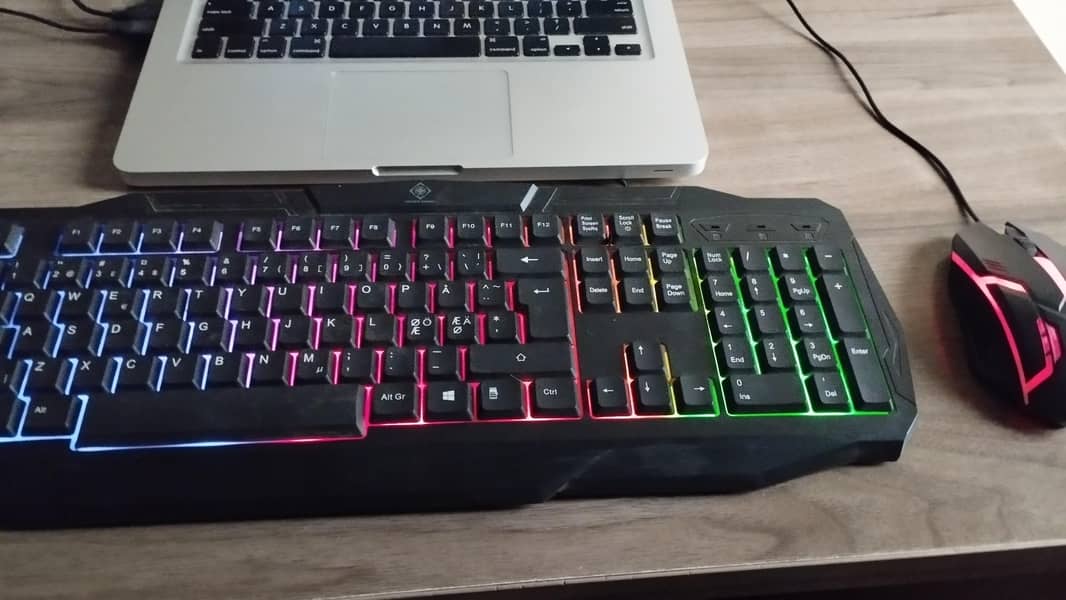 DELTA CO GAMING KEYBOARD-WITH GAMING MOUSE-FULL FUNCTIONING 2