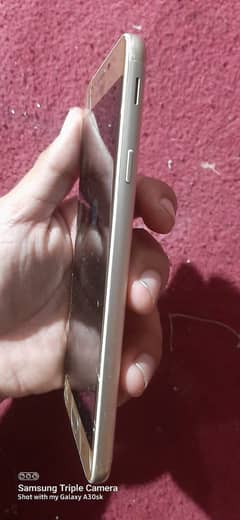 Samsung galaxy on7