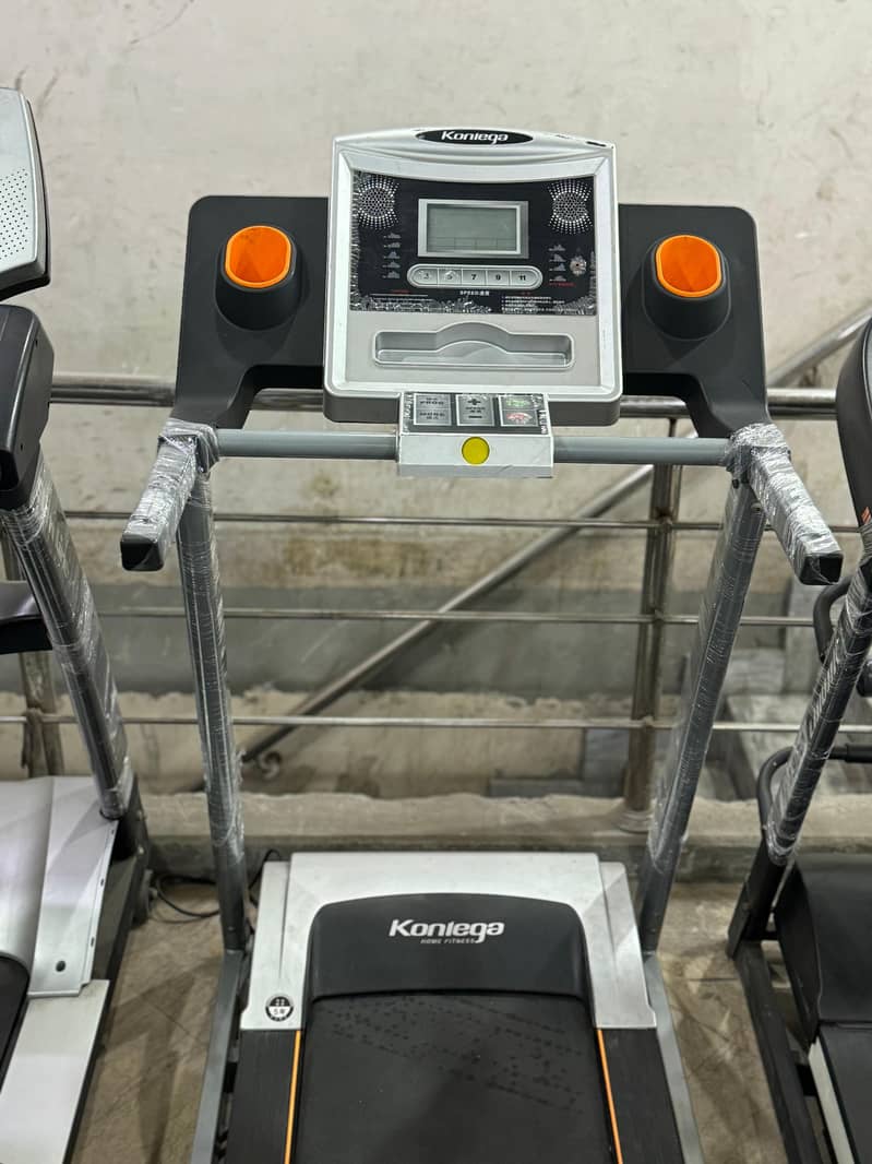 TREADMILL / RUNNING MACHINE / WALKING MACHINE / ELETCTRIC TREADMILL 3