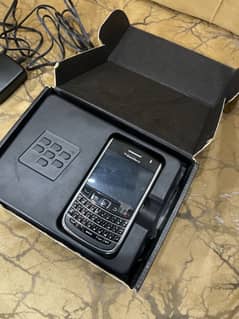 Blackberry bolt 9650