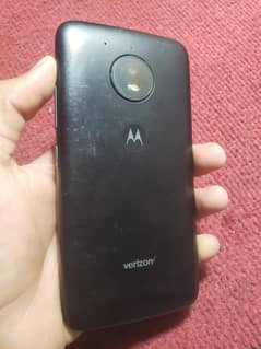 moto e4