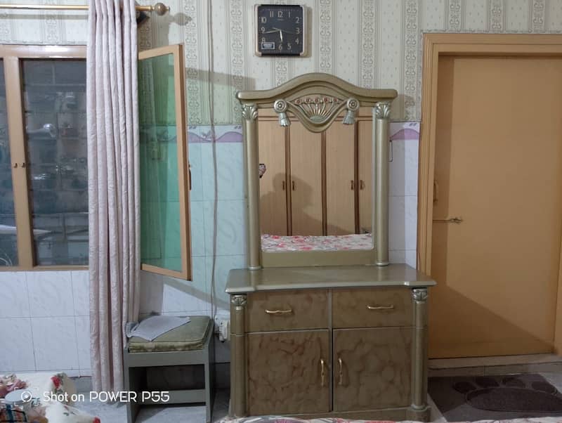King Size Bed with 2 side and dressing table 1