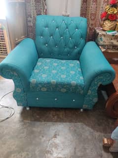 5 seater sofa set in awesome condition