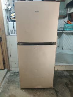 Haire 14 cubc feet fridge