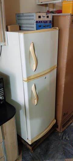 waves 2 door refrigerator