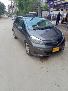 One Hand Driven Vitz Car for Family