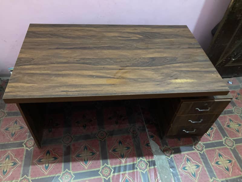 Office And Computer Table 6