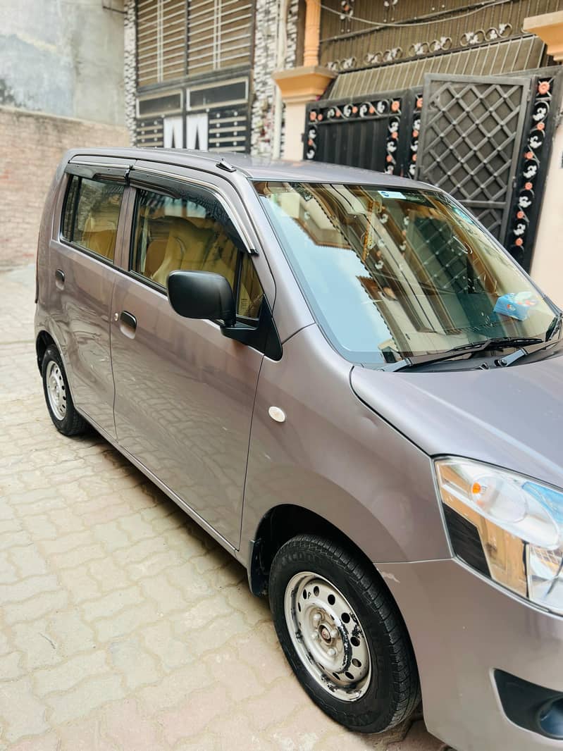 Wagon R VXR Model 2021 for sale in Sialkot 2