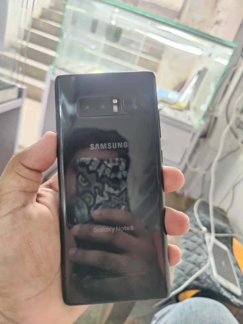 Note 8 6/256 with box 1