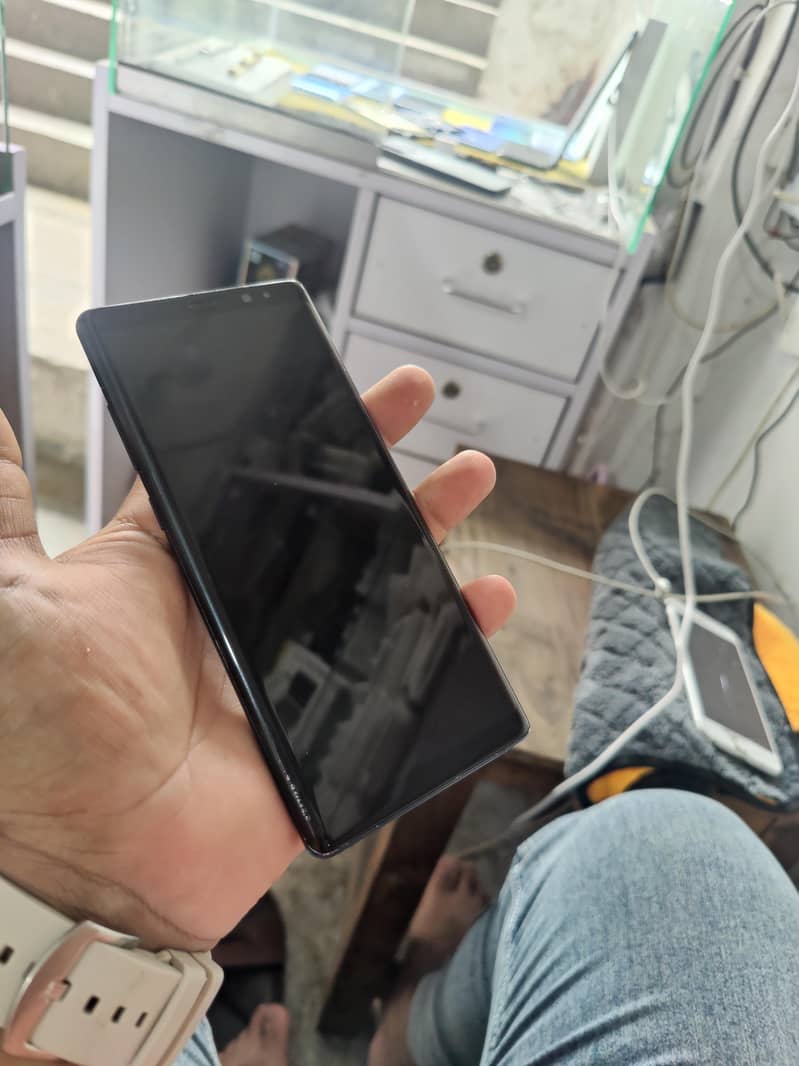 Note 8 6/256 with box 6