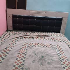 king size bed with mattress