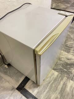 Lg Fridge 03248468747