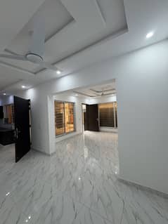 5.5 Marla House For Sale In Banigala