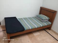 2 single beds for sale