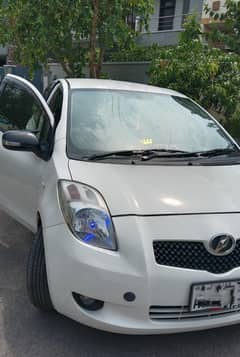 Toyota vitz 06/20