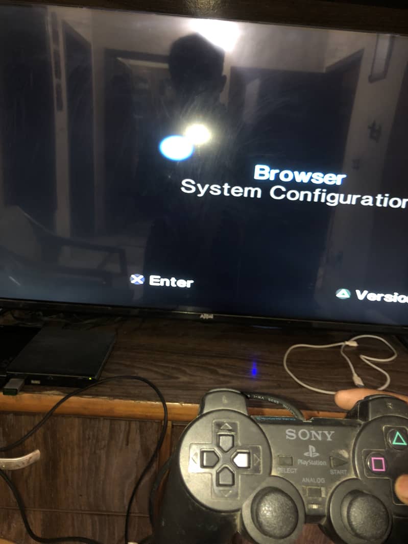 ps 2 with 2 controllers ,memory card and usb with 4 games 2