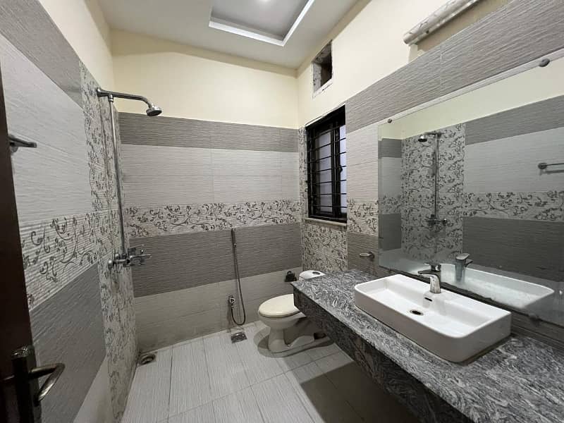 Get In Touch Now To Buy A Prime Location Upper Portion In Central Park Housing Scheme Central Park Housing Scheme 2