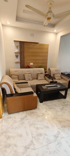 7 seater Sofa Set with Elegant Table