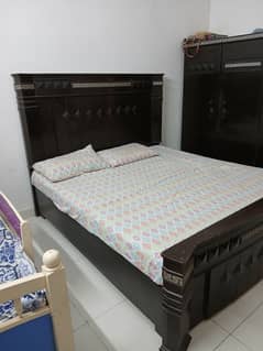 Bed,dressing