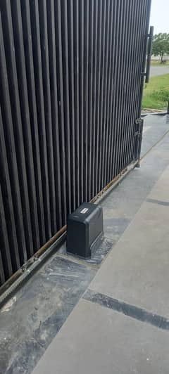 Auto Sliding Swing Gate Motor/Automatic Sensor Door/Motorized Shutter