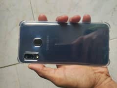 SAMSUNG A20