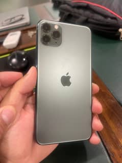 Iphone 11 Pro max Clean piece with box 256Gb