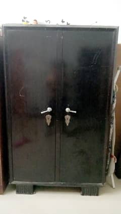 Iron Almari, Single Bed, Iran stand