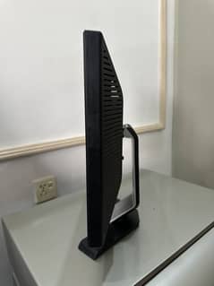 DELL 19 inch LCD