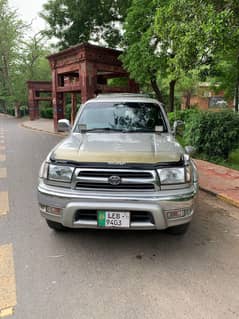 Toyata Hilux surf 2.7 L Petrol