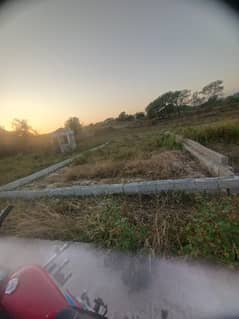 5 Marla Residencial Plot for sale in VIP Block Zamar Valley