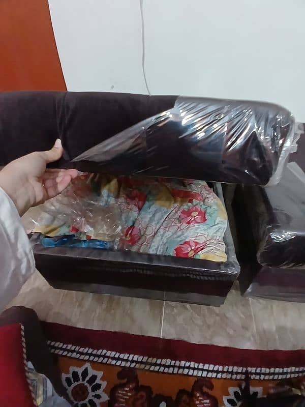 puffy set like new condition . . storage puffy set 5