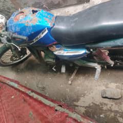 Ravi piaggio model 2012