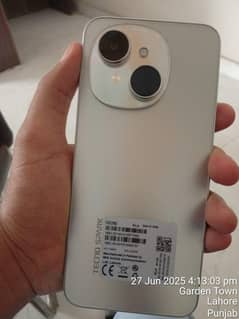 Tckno go 1 64gb 11month warranty Original charger box